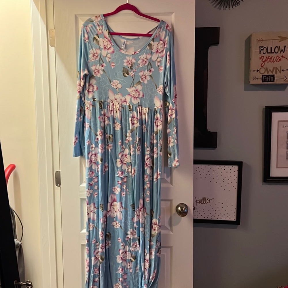 Long sleeve maxi dress